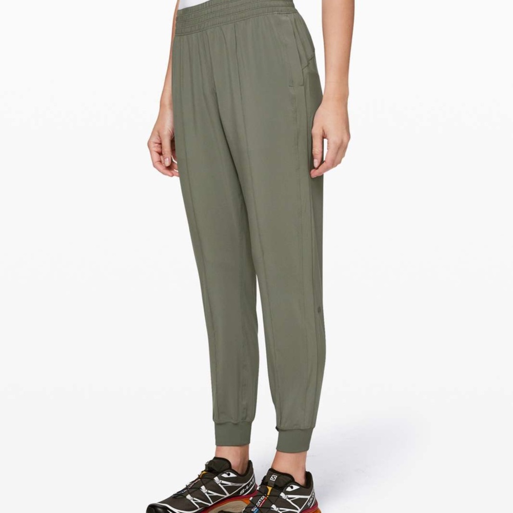 Lululemon Wanderer Jogger Grey Sage